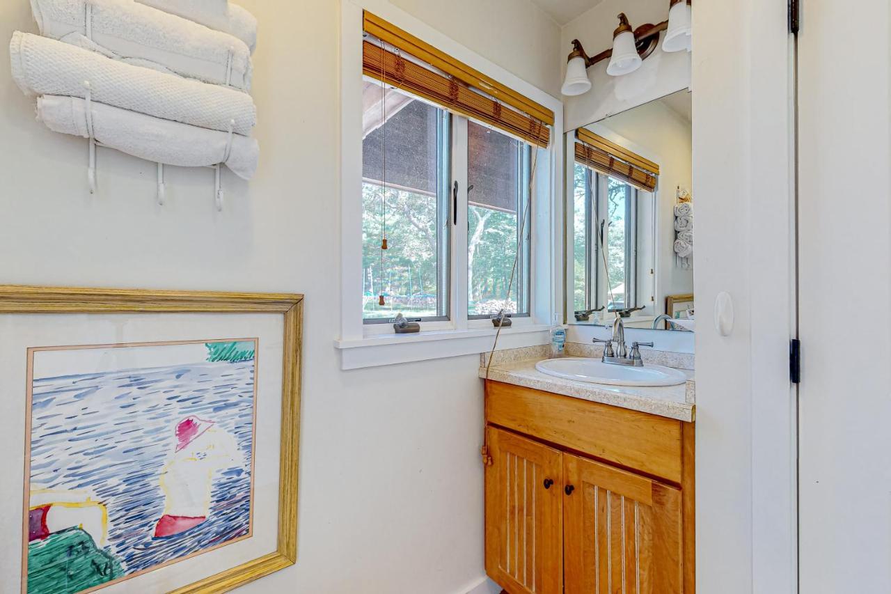 Nana'S Rear Treehouse Vila West Tisbury Exterior foto